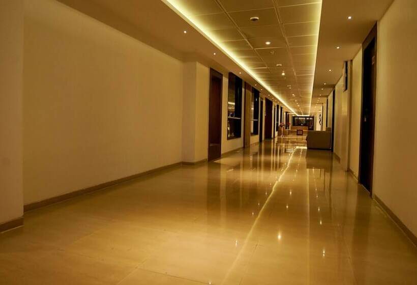 ホテル Golden View