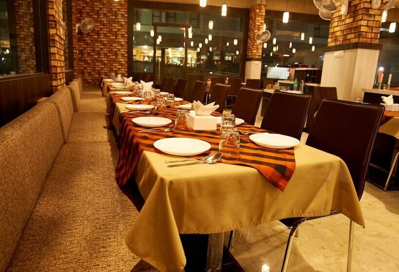 ホテル Golden View