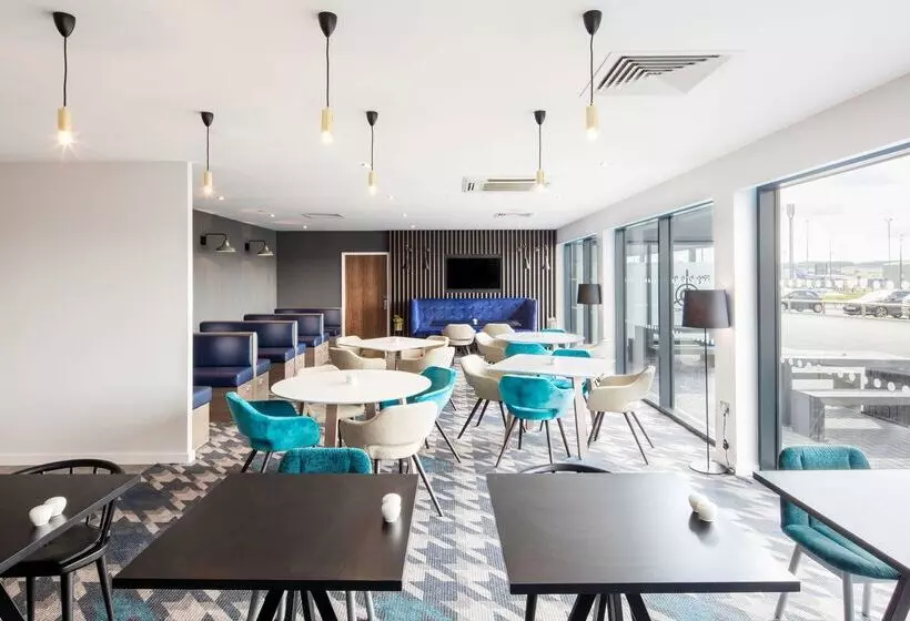 Hotelli Hampton By Hilton Humberside Airport