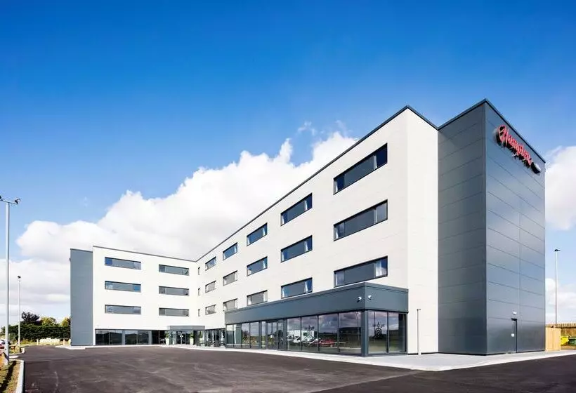 Hotelli Hampton By Hilton Humberside Airport