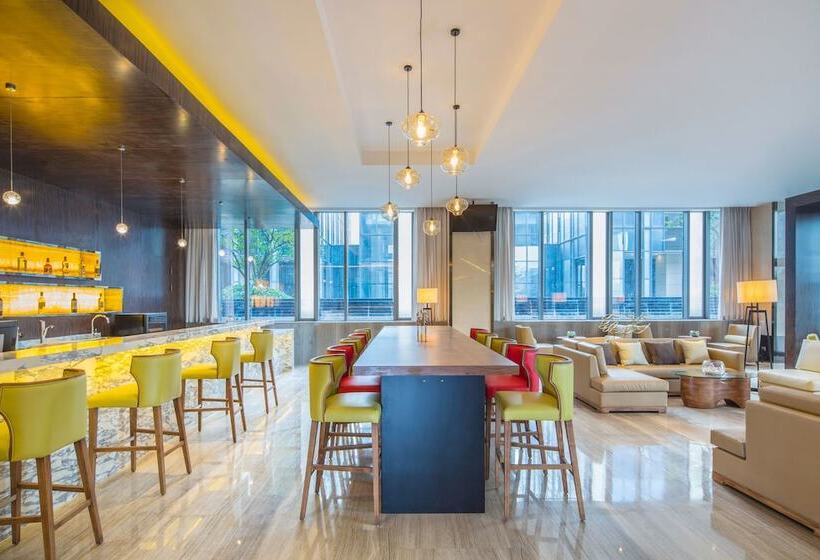 Otel Hilton Garden Inn Ningbo