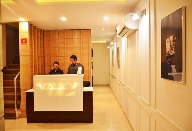 Mint Hotel Premia Chandigarh, Zirakpur