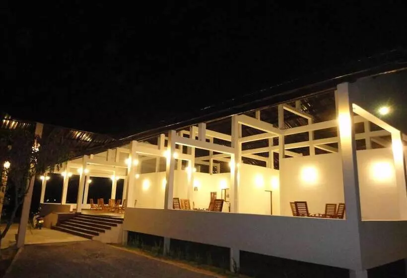 Hotel Naaval