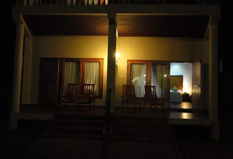 Hotel Naaval