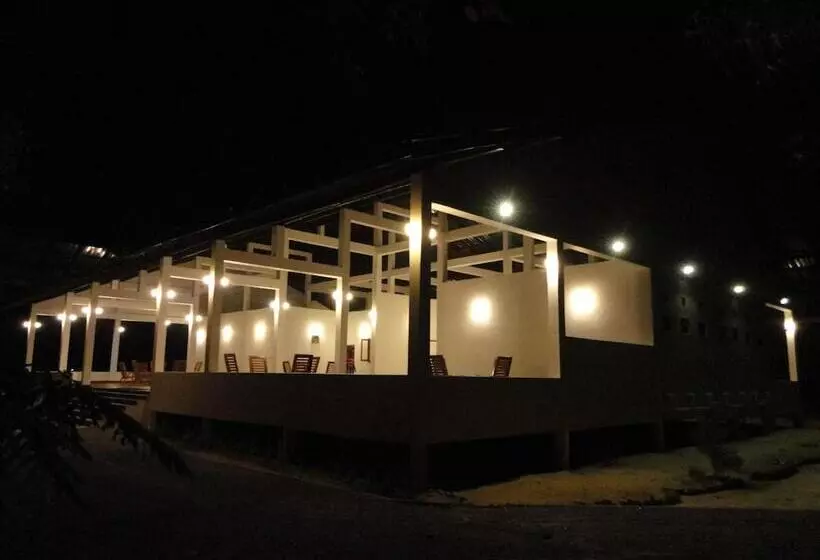 Hotel Naaval