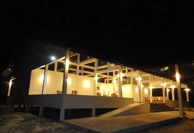 Hotel Naaval