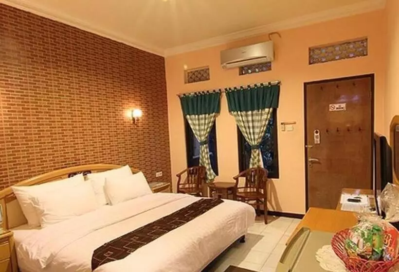 Hotel Patria Plaza