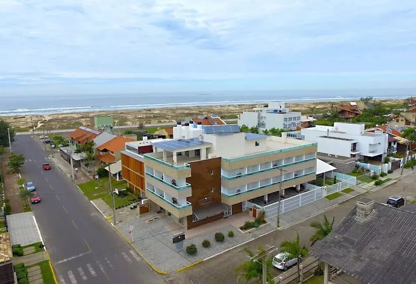 Hotelli Pousada Molhes Da Barra
