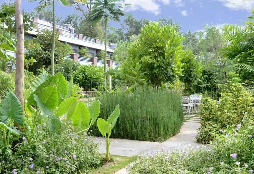 Hotelli Purple Palms Resort & Spa