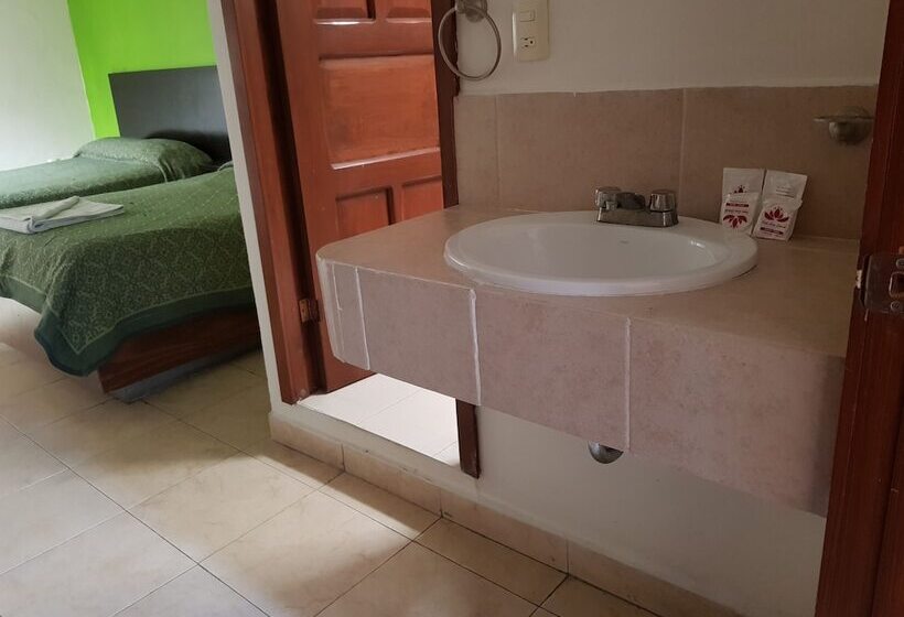 فندق Real Colonial