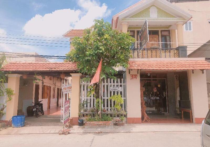 هتل The Lam Homestay