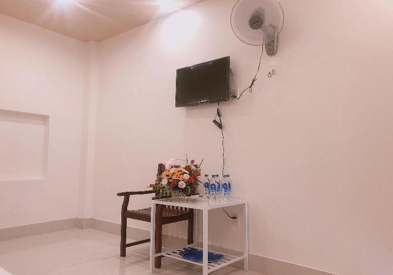 هتل The Lam Homestay