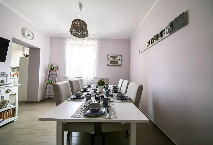 La Vecchia Tenenza B&b