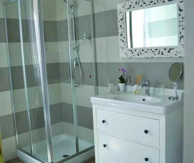 La Vecchia Tenenza B&b