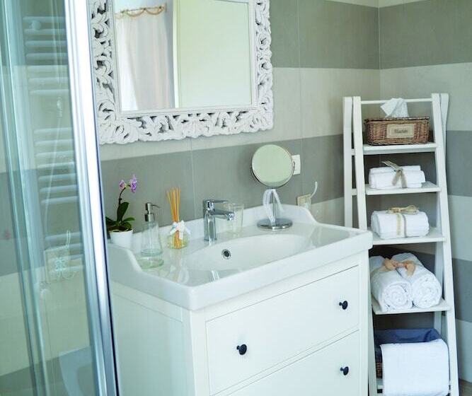 La Vecchia Tenenza B&b