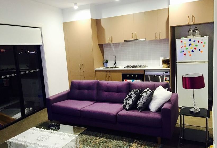 Modern Inner West Stay