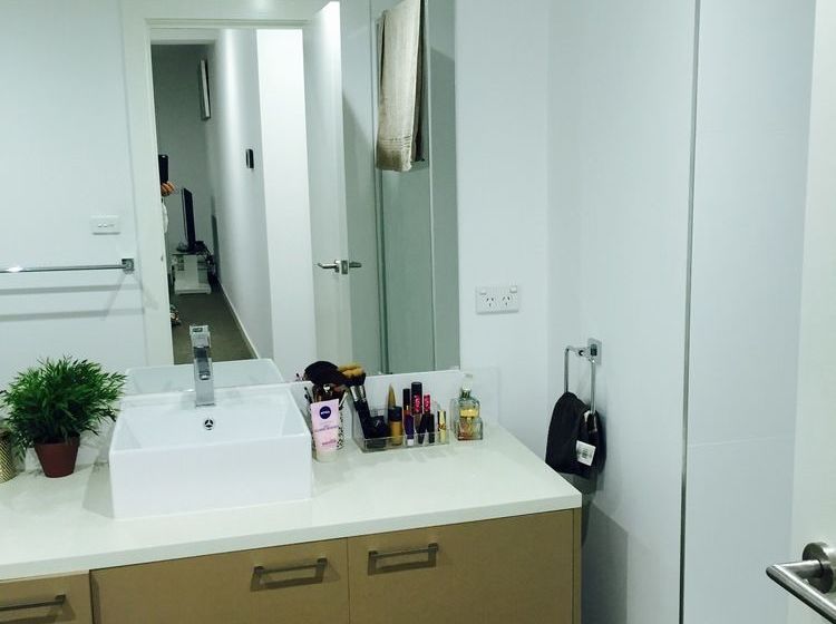 Modern Inner West Stay