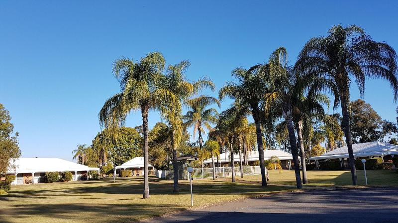 모텔 Chinchilla Great Western Motor Inn