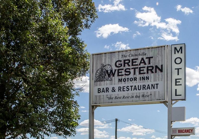 모텔 Chinchilla Great Western Motor Inn