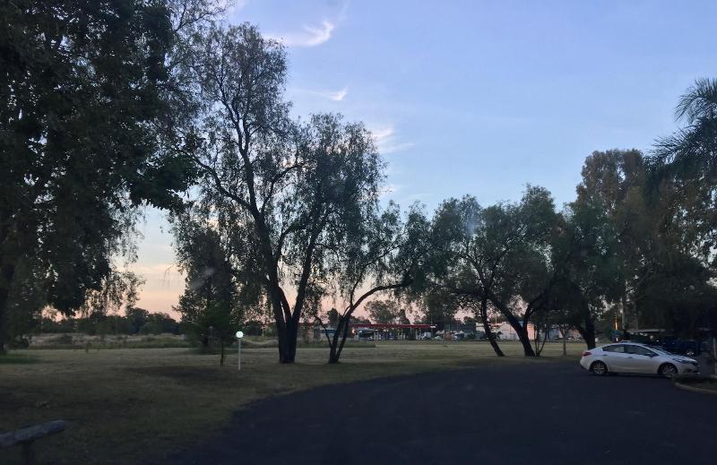 모텔 Chinchilla Great Western Motor Inn