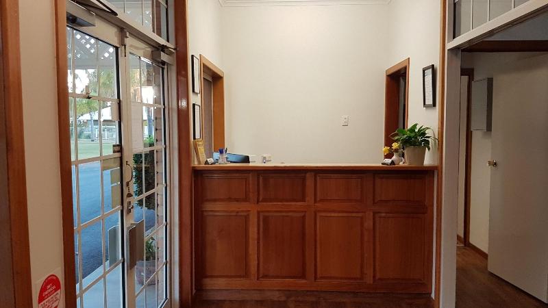 모텔 Chinchilla Great Western Motor Inn