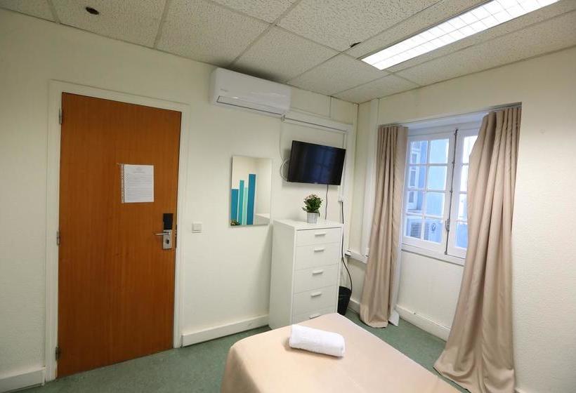 Tagus Royal Residence  Hostel