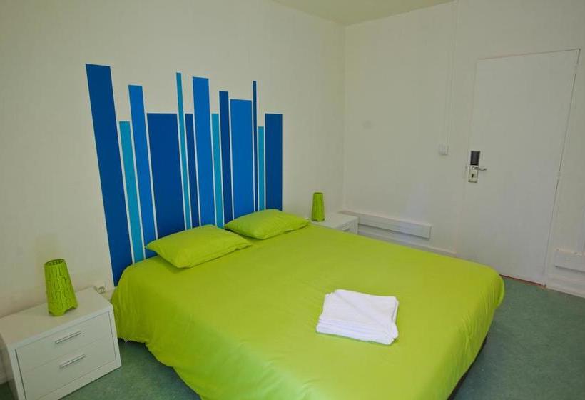 Tagus Royal Residence  Hostel