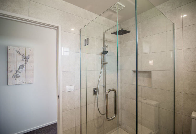 Te Anau Deluxe Apartments