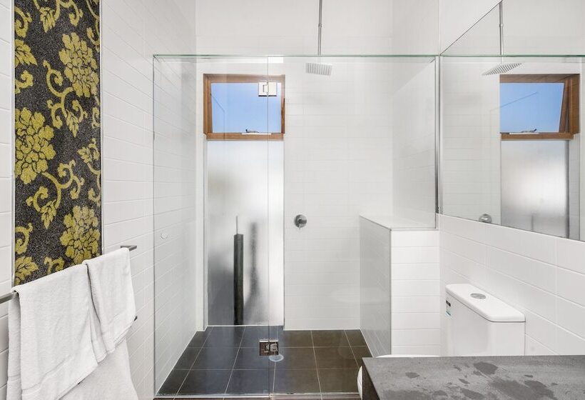 The Butter Factory Byron Bay