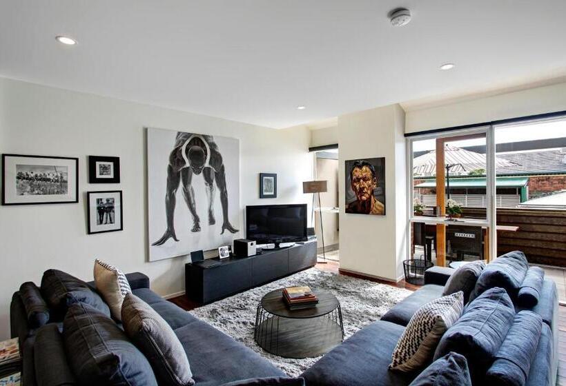 The Butter Factory Byron Bay