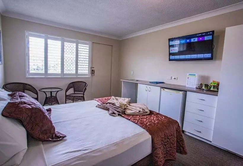 Tropicana Motel