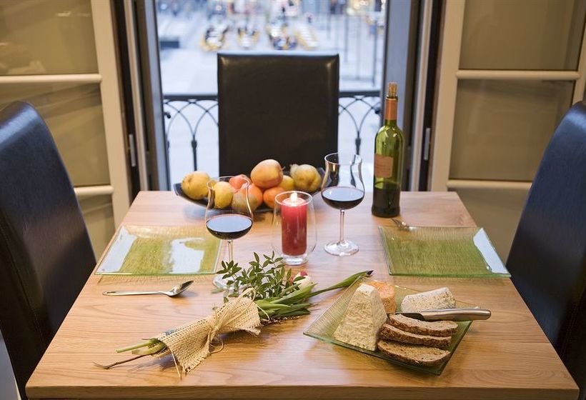 Suites Coronell d'En Vila