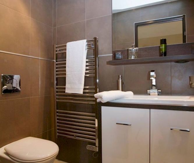 Suites Coronell d'En Vila