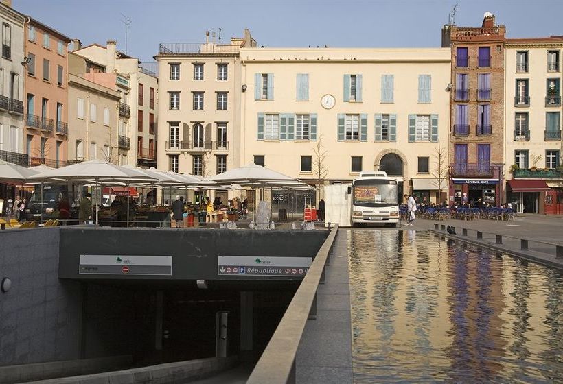 Suites Coronell d'En Vila