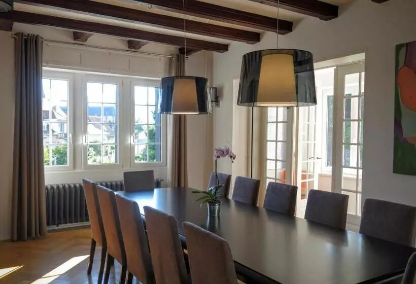 ベッドアンドブレックファースト La Villa Du Coteau