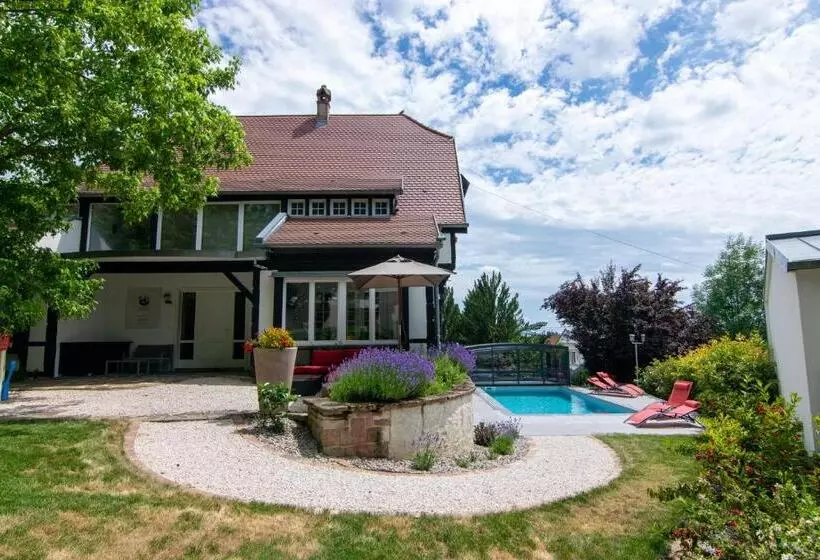 ベッドアンドブレックファースト La Villa Du Coteau