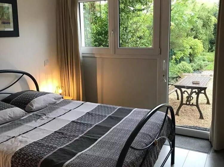 Bed and Breakfast Lavoisier