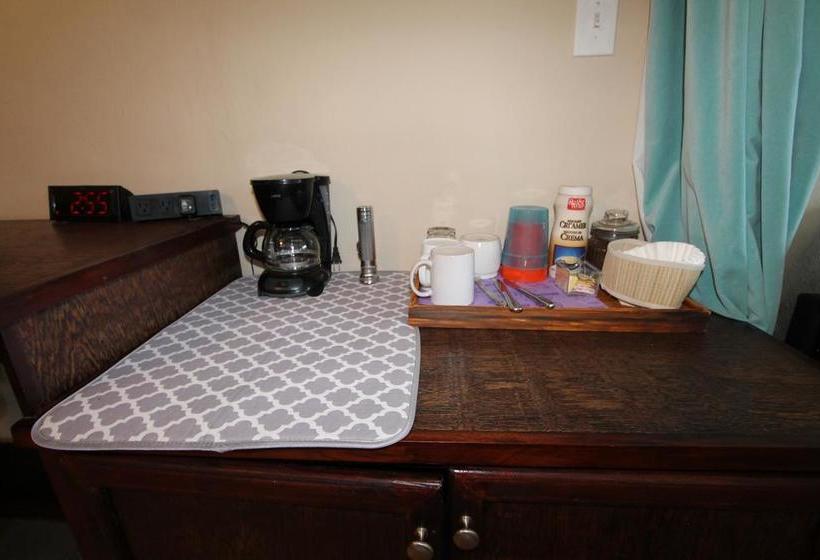 호스텔 Parham Plaza