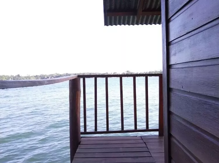 هتل Catamaran