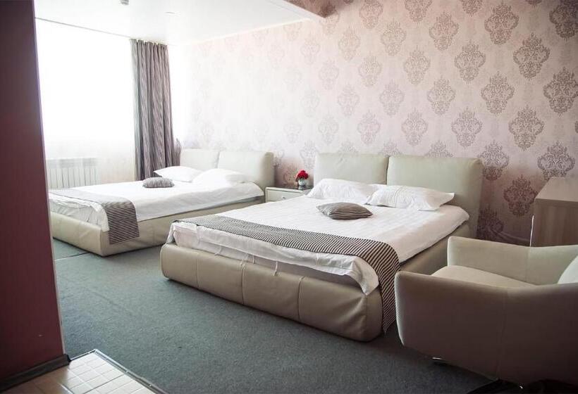 هتل & Fitness Center Mandarin