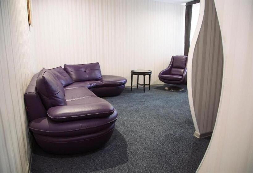 هتل & Fitness Center Mandarin