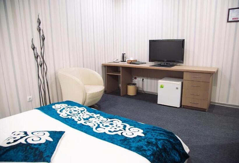 هتل & Fitness Center Mandarin