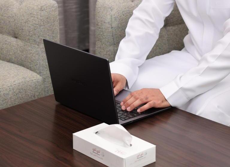 Grand Lily Hotel Suites