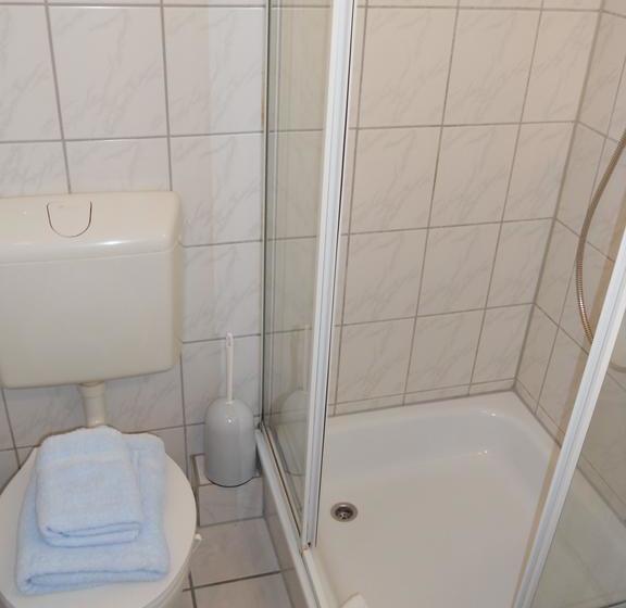 בית מלון כפרי Gästehaus Köln