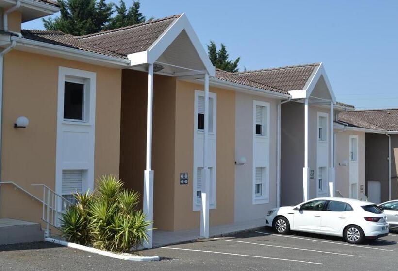 Отель Hôtel Formules Club 2