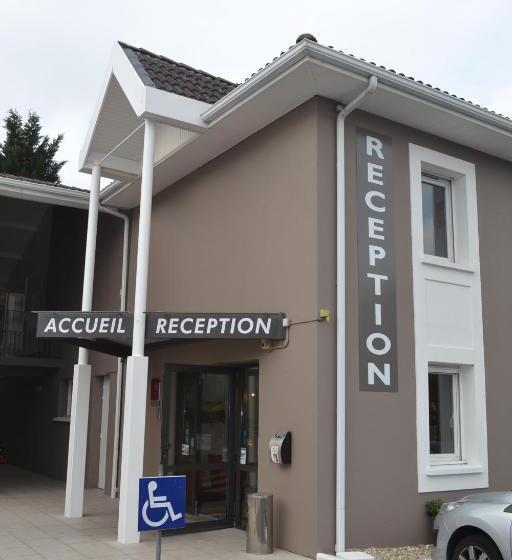 Отель Hôtel Formules Club 2