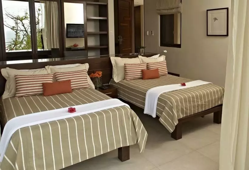 ホテル Las Flores Resort