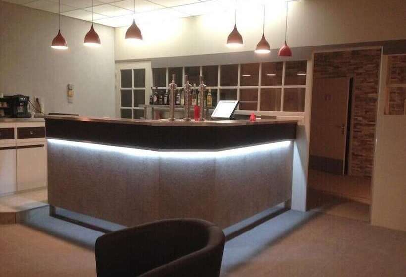 בית מלון כפרי Hôtel Restaurant Le Hauteville