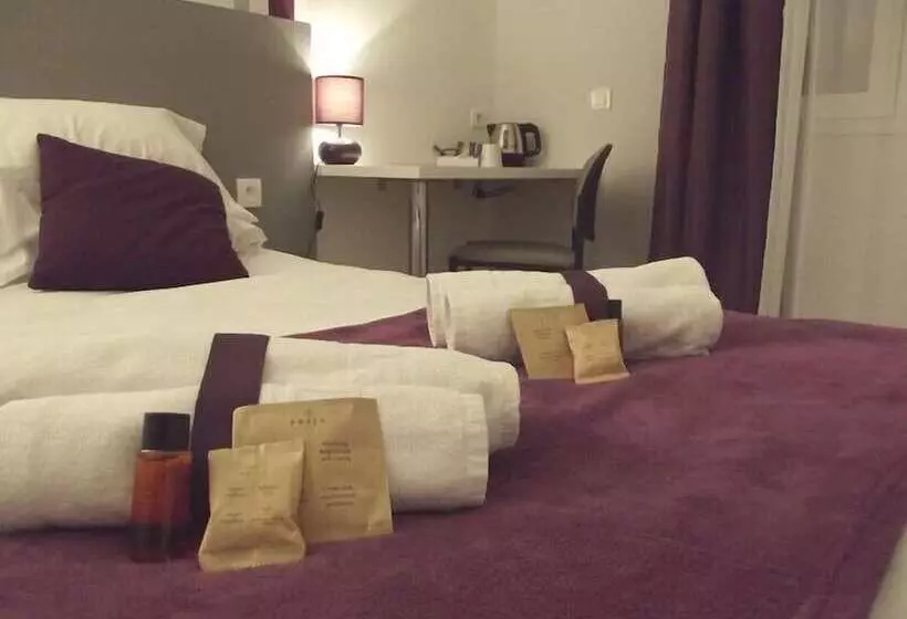ホテル Hôtel Restaurant Le Hauteville