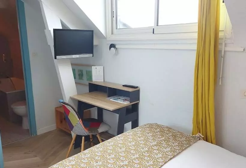 ホテル Logis Hôtel Vannes Nord Le Clos Des Hortensias